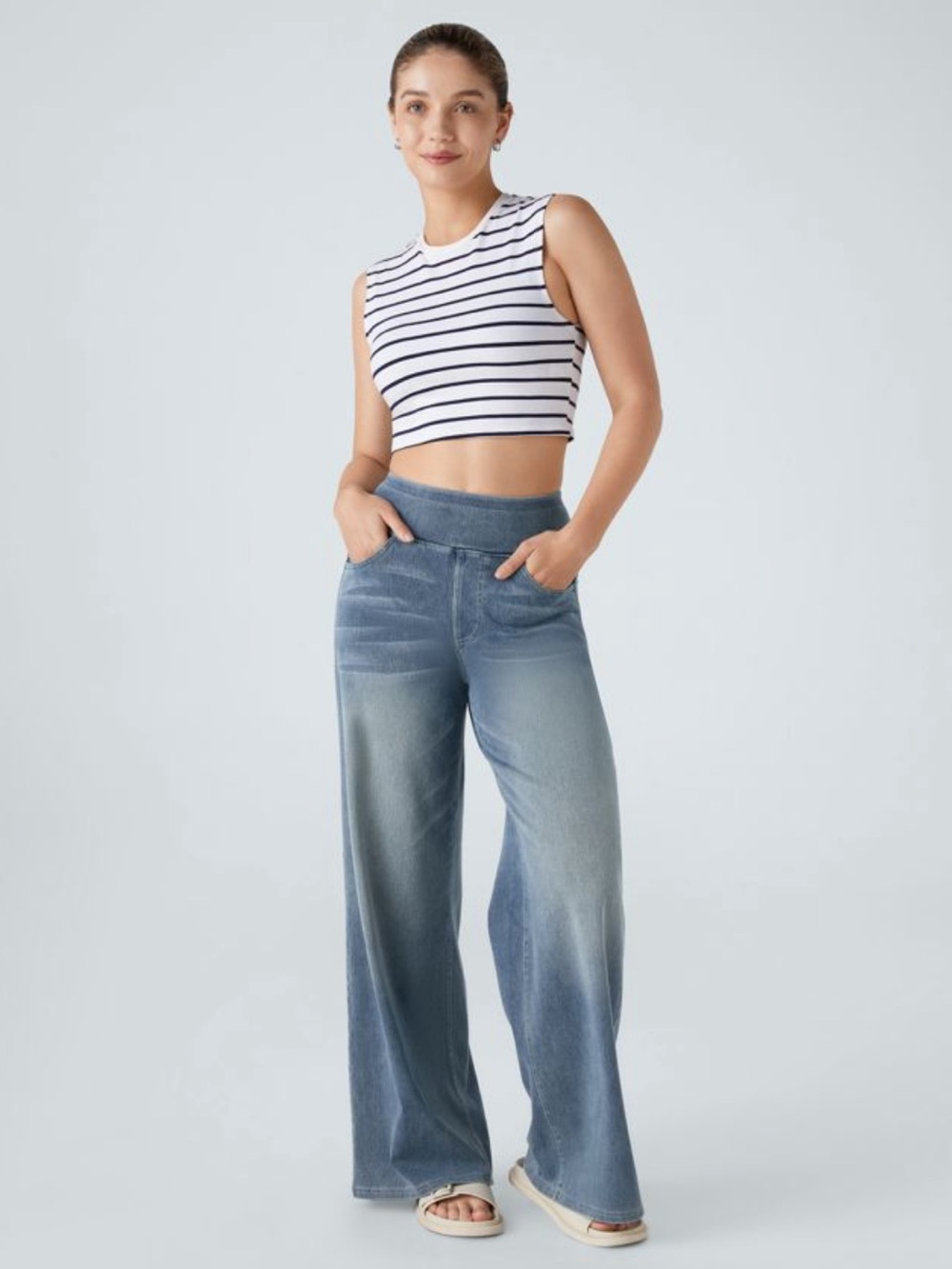 HALARA Flex High Waisted Wide Leg Jeans L 14/16 Soft Stretch Travel Denim NWT 👖